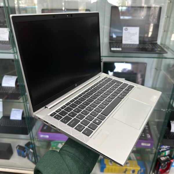 hp elitebook 835 G8